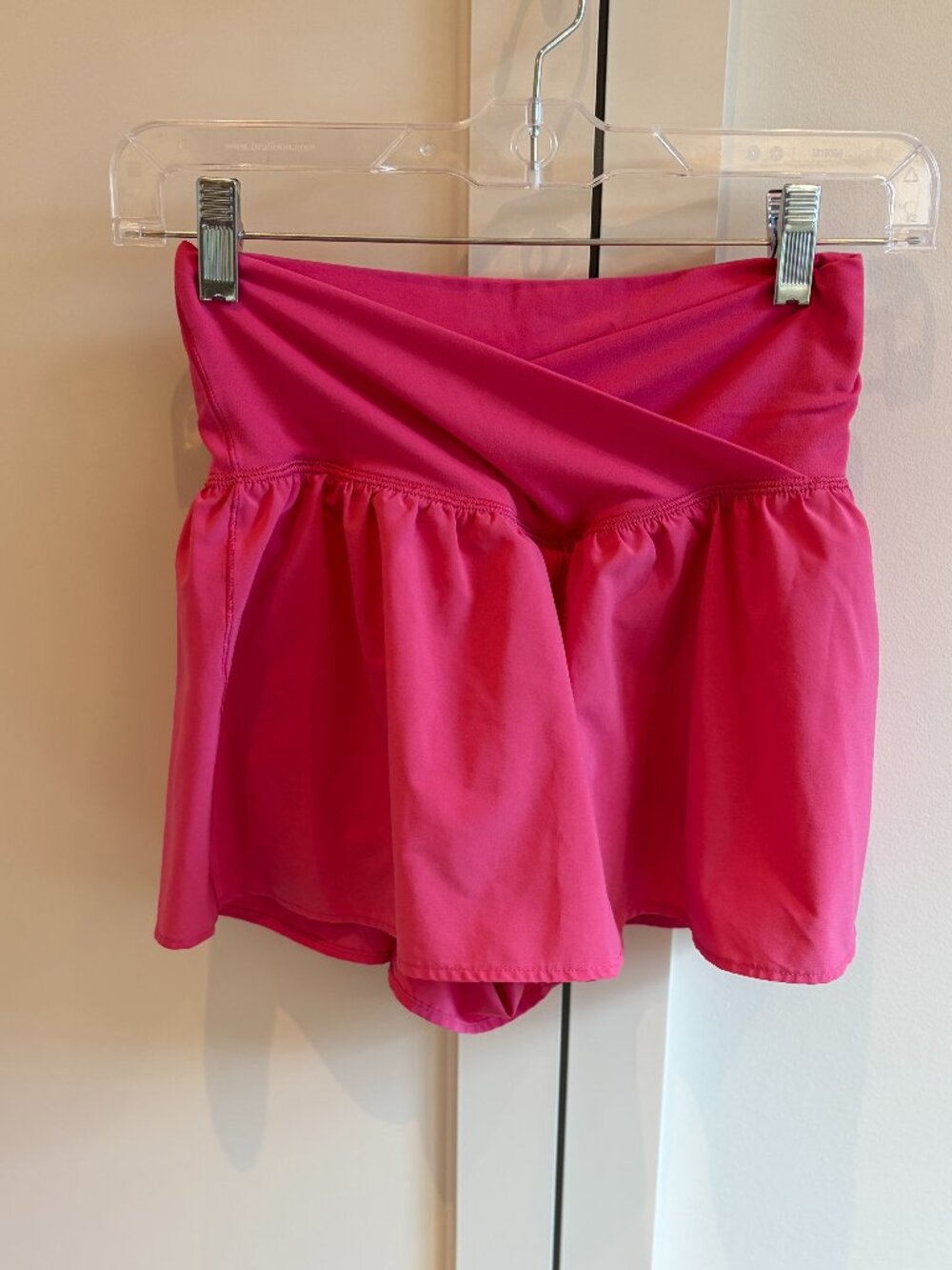 OFFLINE By Aerie Real Me Crossover Flowy Short - Size Small - PINK